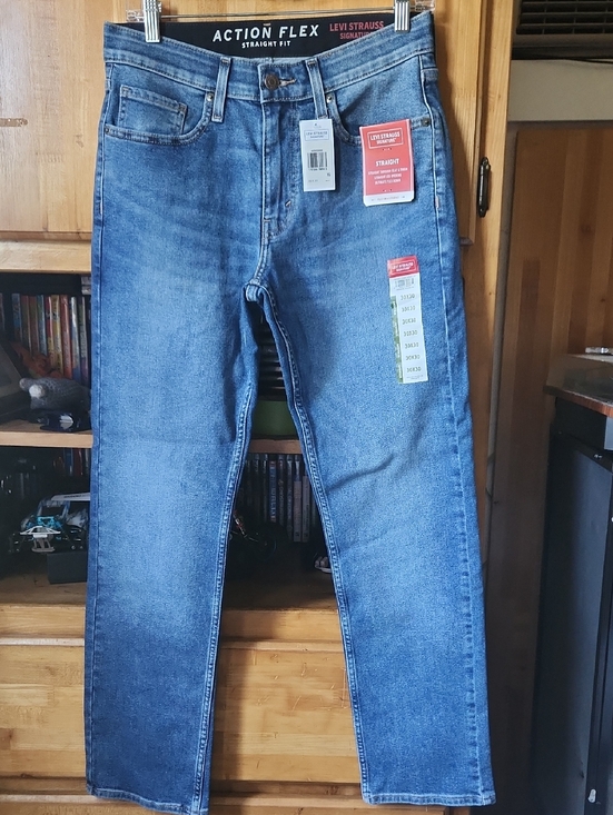 Levi's Other - NWT Levi's Action Flex Straight Fit Men's Jeans - Medium Blue Wash, Sz 30X30.